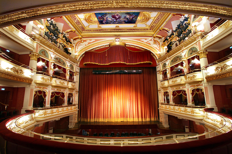 opera.wroclaw.pl